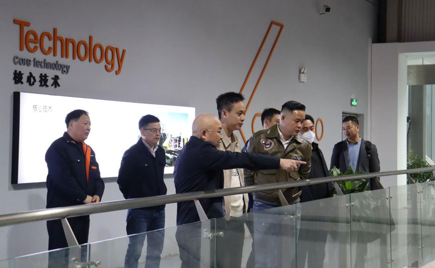 2023��11��13�������������Ĵ�����ɷ����޹�˾�ܲ��Ӻ���һ��ݰ��88038����˹�ܲ�����ʵ�ؿ���������