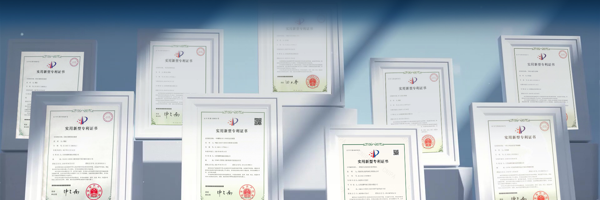 ר������